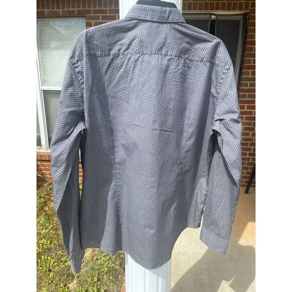 NWT Hugo Boss Button-Up Shirt Men's XL Gray Sharped Fit Long Sleeves Collared - Picture 2 of 6